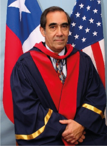 Dr. Ricardo Espinoza González