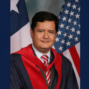 Dr. Carlos Polanco Lazo